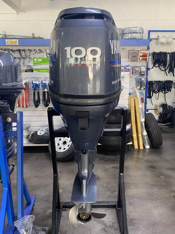Fairly used Yamaha 100hp 4-Stroke Outboard engine