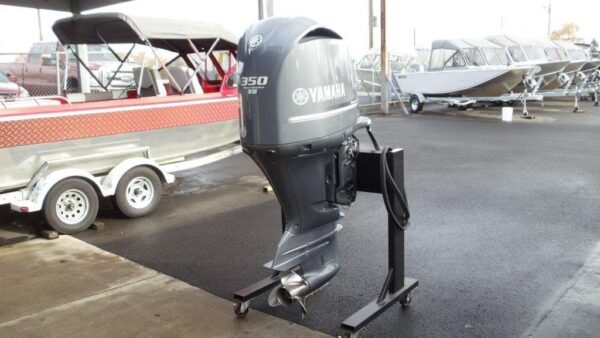 2020 Fairly used Twin yamaha 350hp 4-Stroke Outboard engine - Image 3