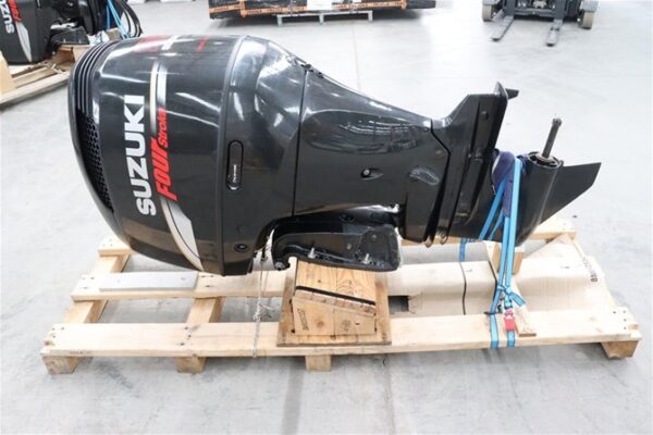 Twin 2019 Suzuki 250HP 4-Stroke Outboard engine - Image 9